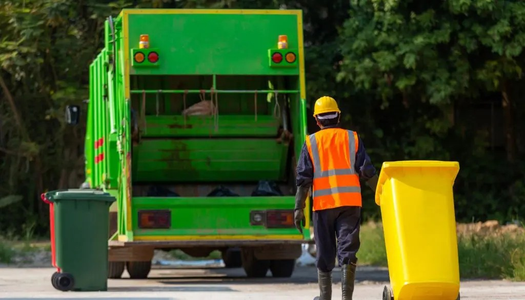 Recuperi nella raccolta urbana dei rifiuti durante le festività natalizie